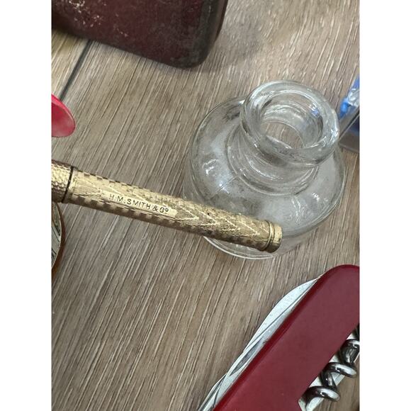 Vintage Estate Junk Drawer Lot Grandpa Core Antiques Keys Razors Pins Odd Ends - Picture 7 of 16